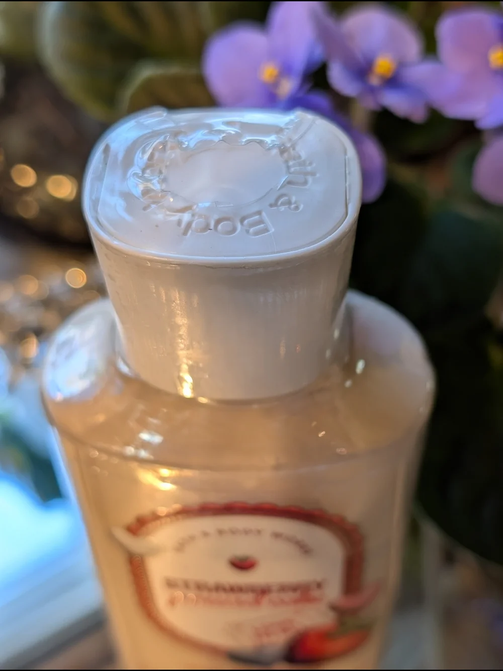 Bath & Body Works Strawberry Pound Cake Lotion NWT